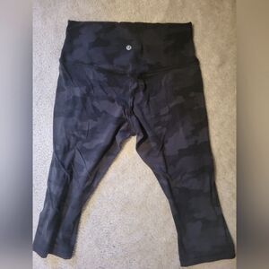 Lululemon cropped leggings